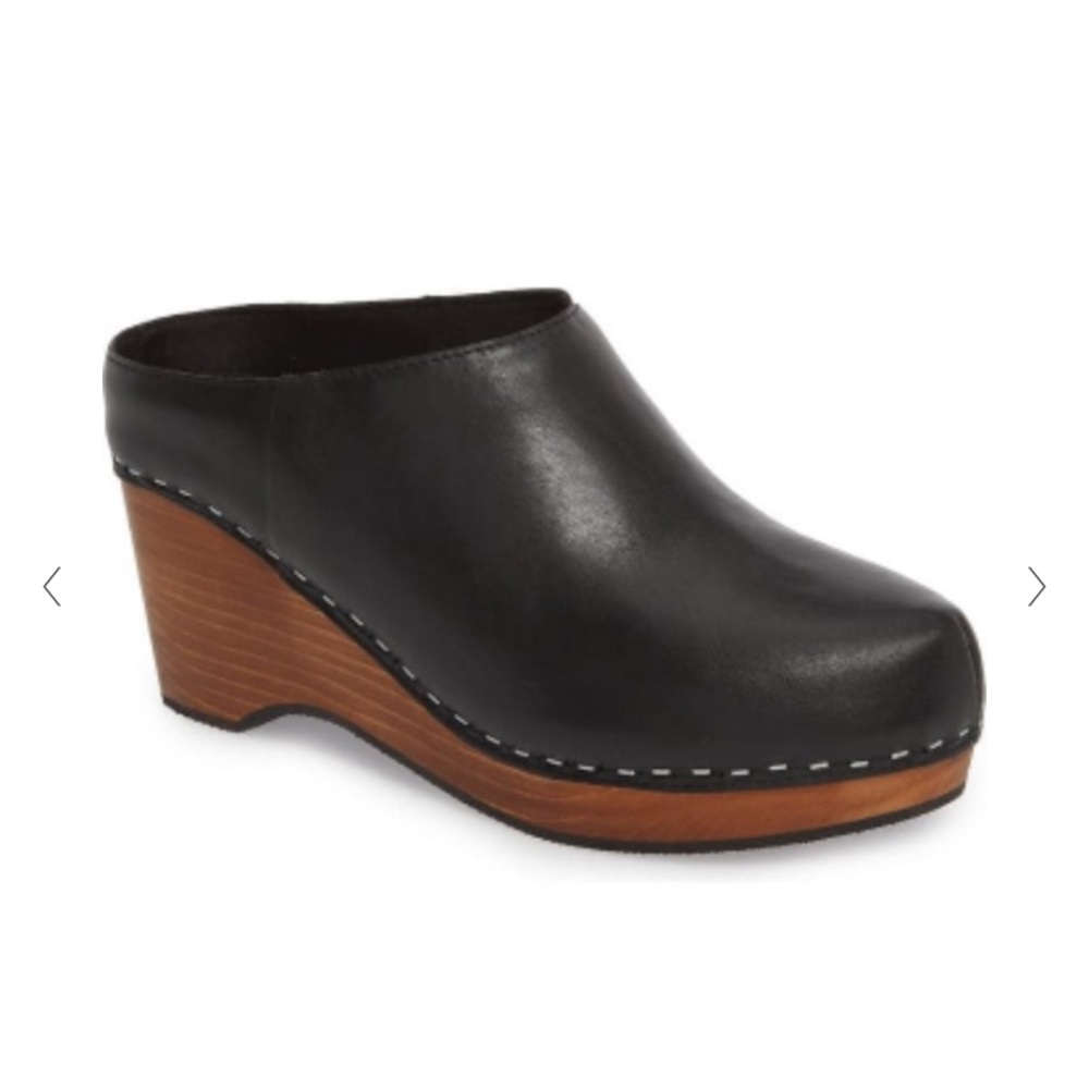 Kelsi Dagger Black Joval Clog